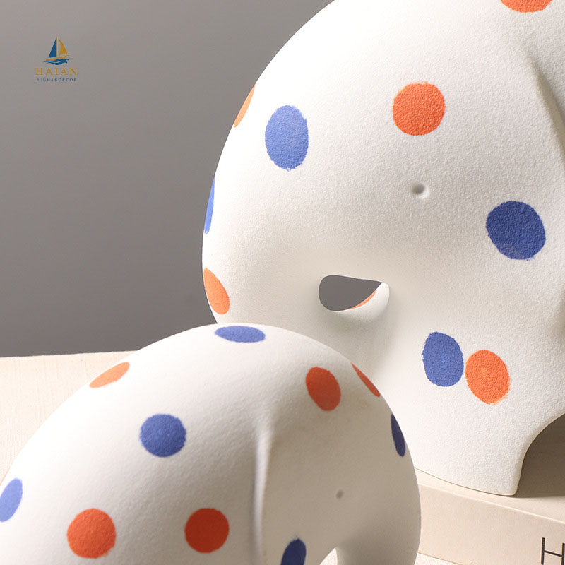 voi-decor-phong-cach-scandinavi-gom-ve-tay-be-mat-mo-haian-decor