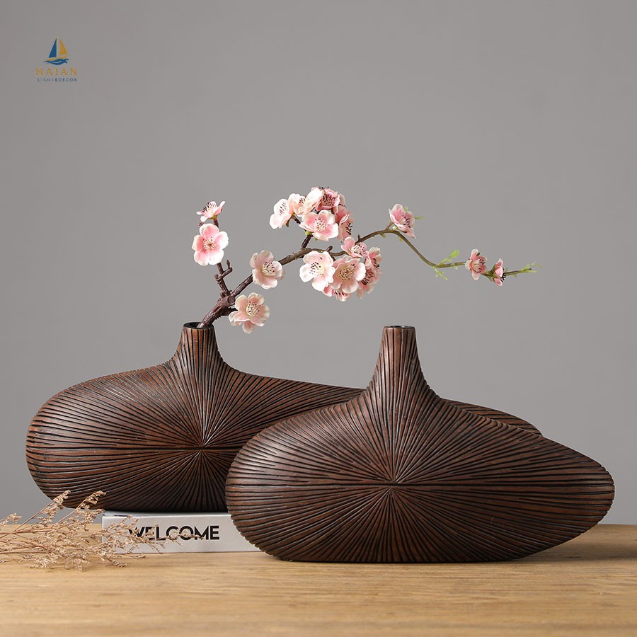 binh-hoa-gia-go-truyen-thong-phong-cach-wabi-sabi-ha2308