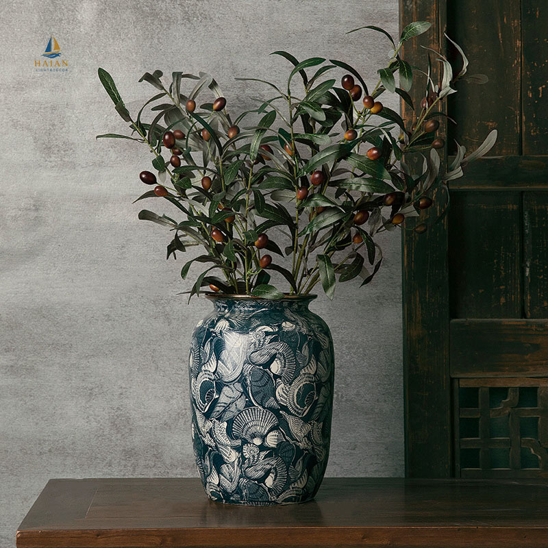 B&igrave;nh hoa gốm decor HA2611 hoa tiết xanh lam