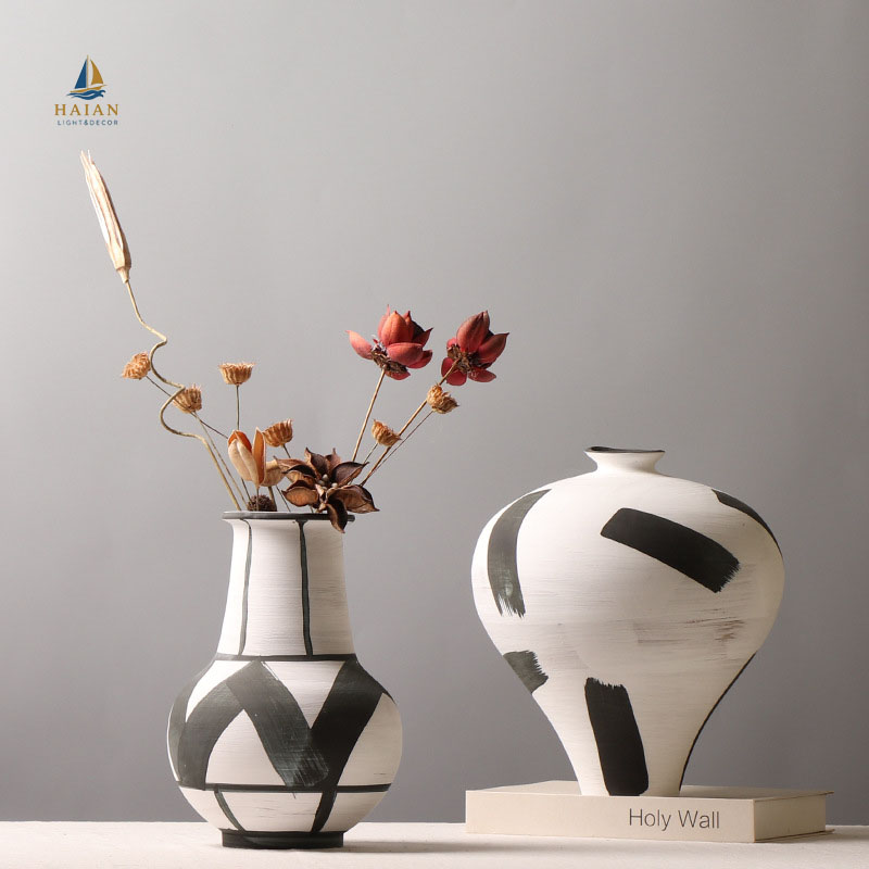 binh-gom-moc-ve-tay-phong-cach-wabisabi-haian-elite-ha2210